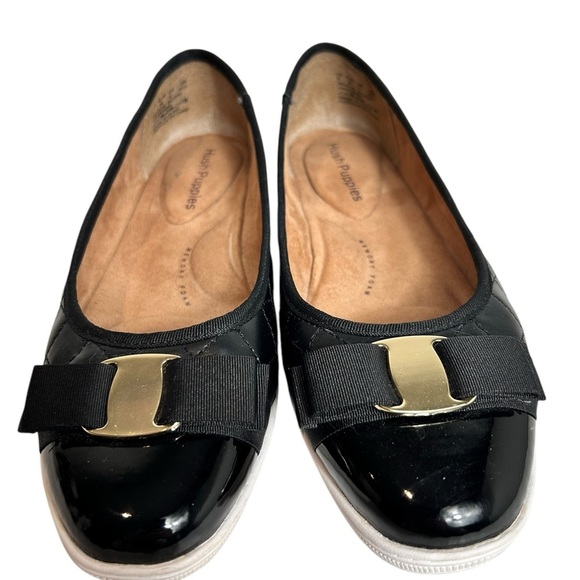 Hush Puppies Black Quilted Slip-On Flats, Size 8 Bow gold metal accent, LIKE NEW - Picture 2 of 8